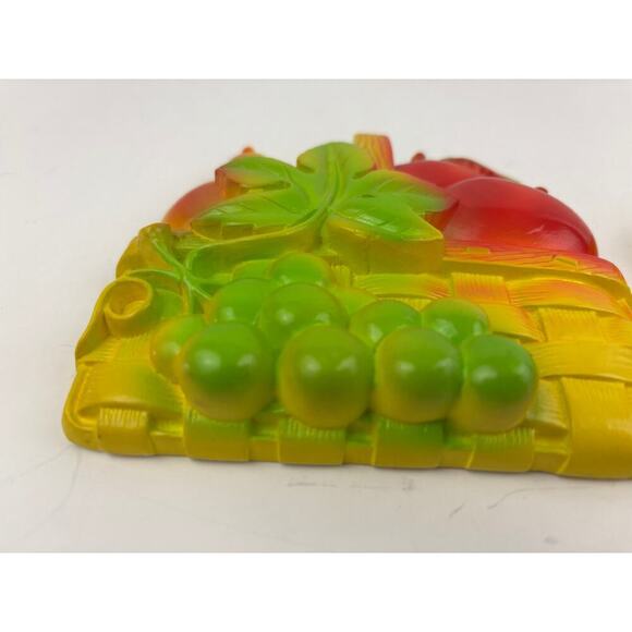 VTG 1970s Miller Studios Chalkware Fruit and Vegetable Basket Wall Hangings - Picture 5 of 16